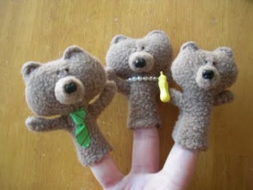 Goldilocks & the 3 Bears Finger Puppets Plushie Pattern by Obsessively Stitching