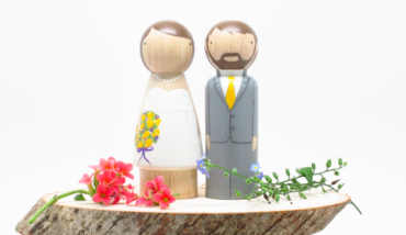 Bride and Groom Peg Dolls