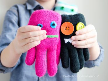 How to Make Glove Monsters Tutorial